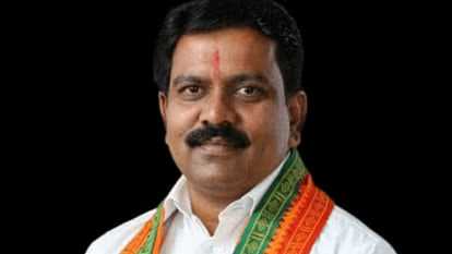 बलौदा बाजार घटना की पुलिस कर रही जांच : डिप्टी सीएम विजय शर्मा बलौदा बाजार घटना की पुलिस कर रही जांच : डिप्टी सीएम विजय शर्मा